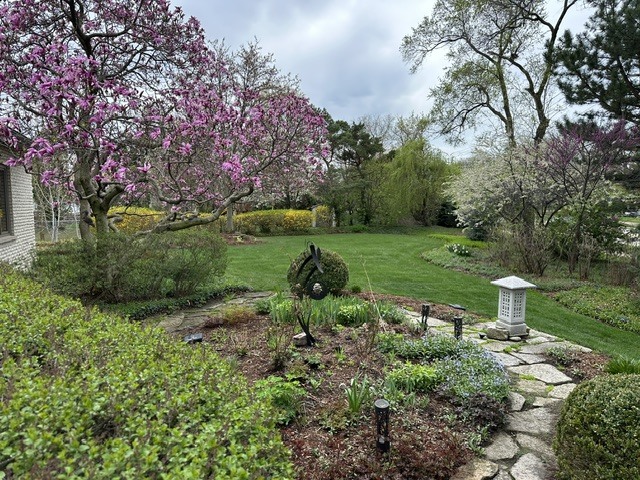 447 Stratford Lane, Willowbrook, IL 60527