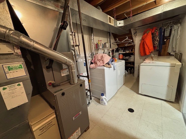 151 Rose Tree Lane, Lindenhurst, IL 60046