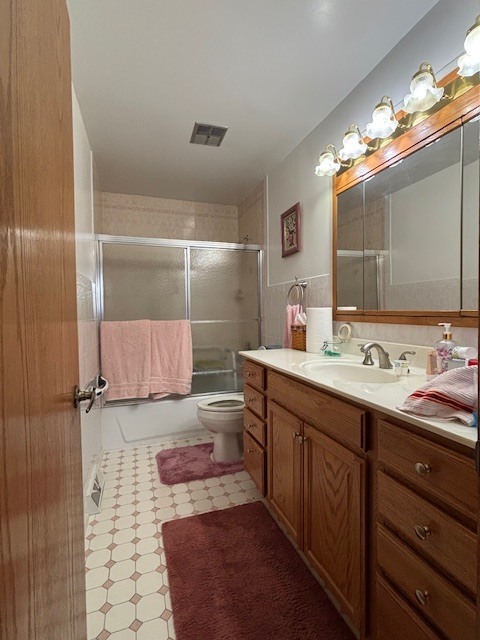 151 Rose Tree Lane, Lindenhurst, IL 60046