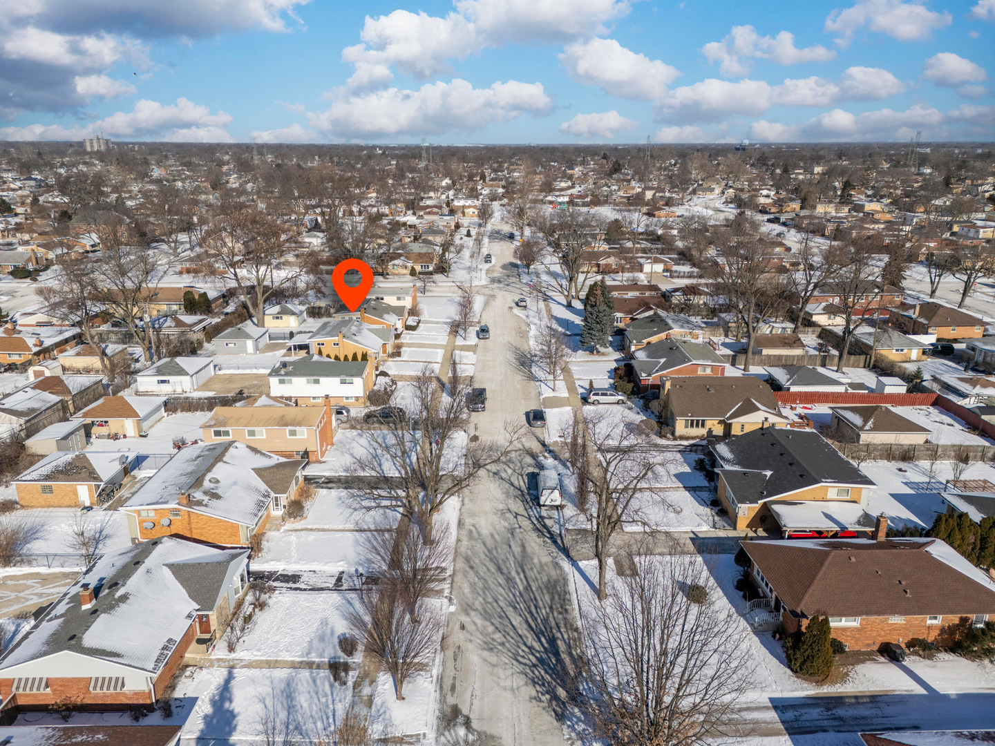 8832 Osceola Avenue, Morton Grove, IL 60053