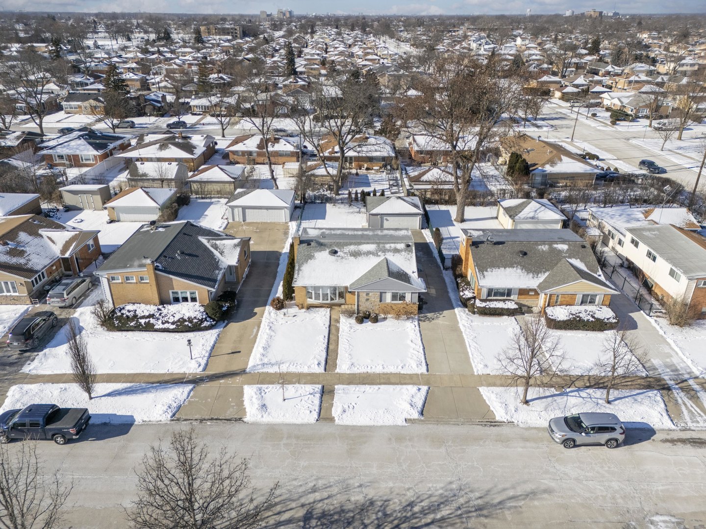 8832 Osceola Avenue, Morton Grove, IL 60053