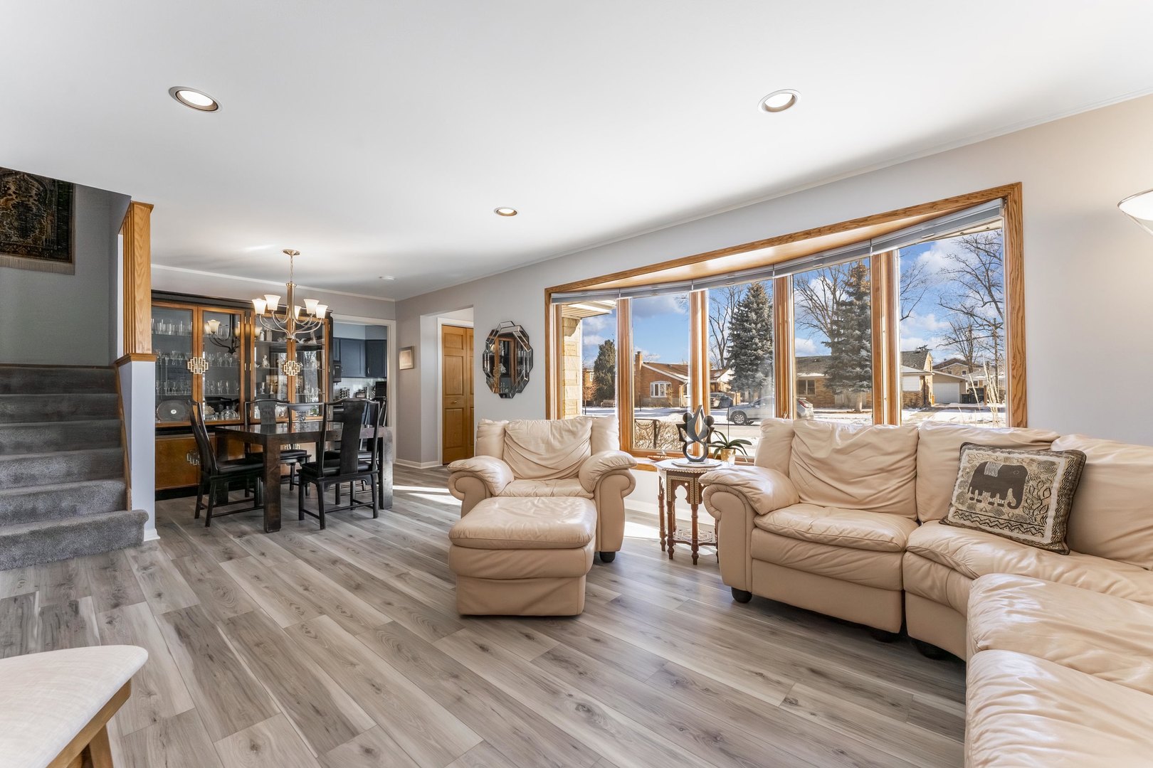 8832 Osceola Avenue, Morton Grove, IL 60053