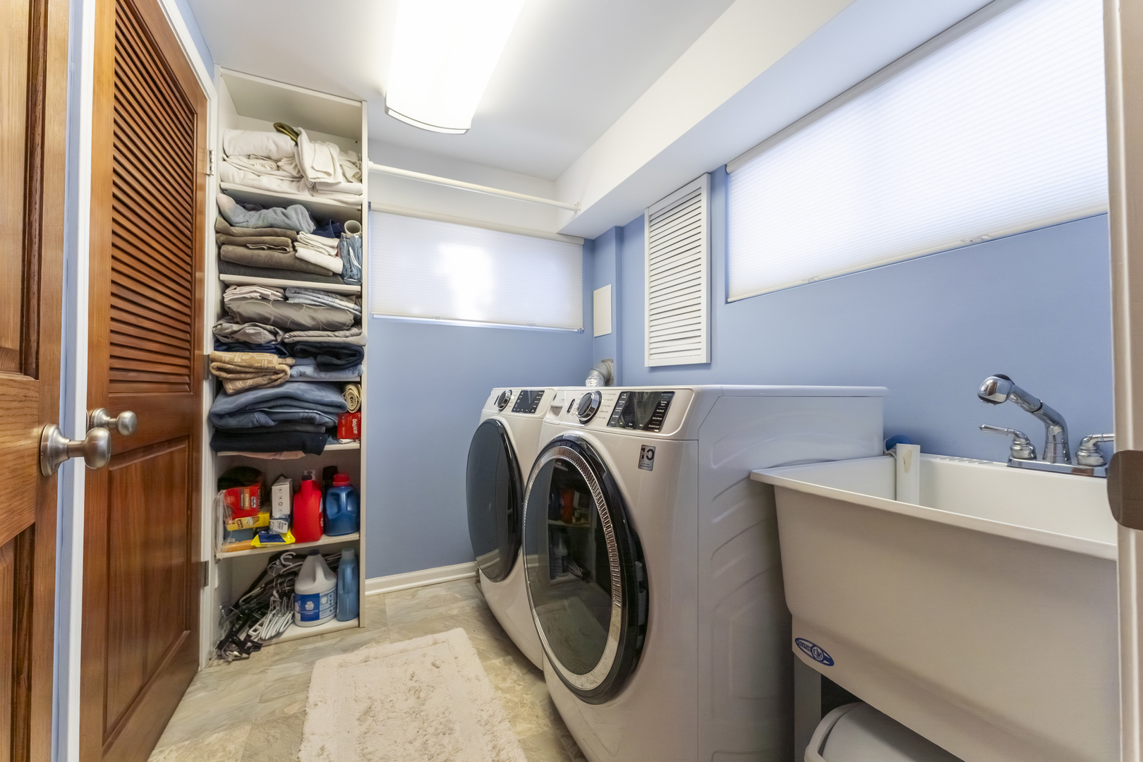 8832 Osceola Avenue, Morton Grove, IL 60053