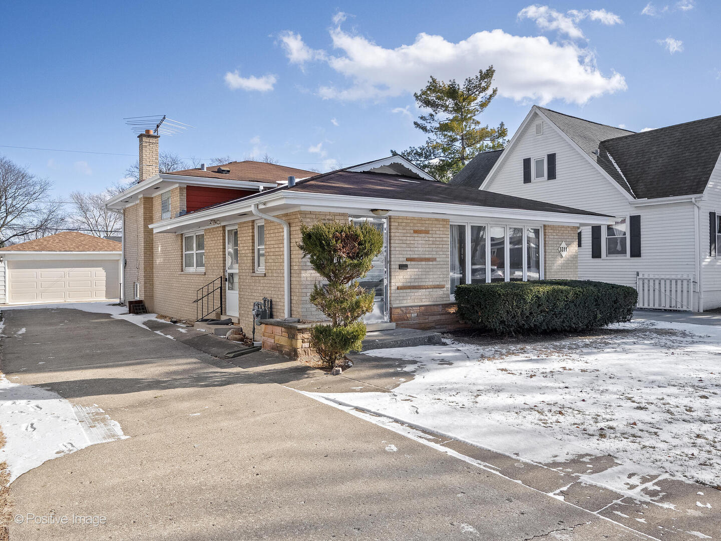 5311 S Ashland Avenue, Countryside, IL 60525