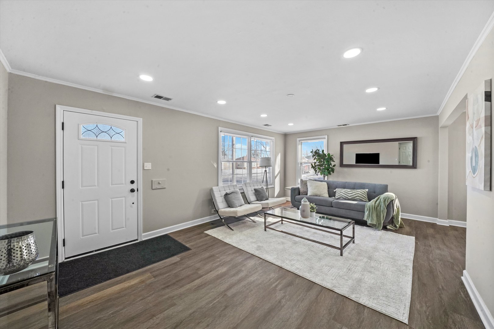 2243 Spruce Road, Homewood, IL 60430