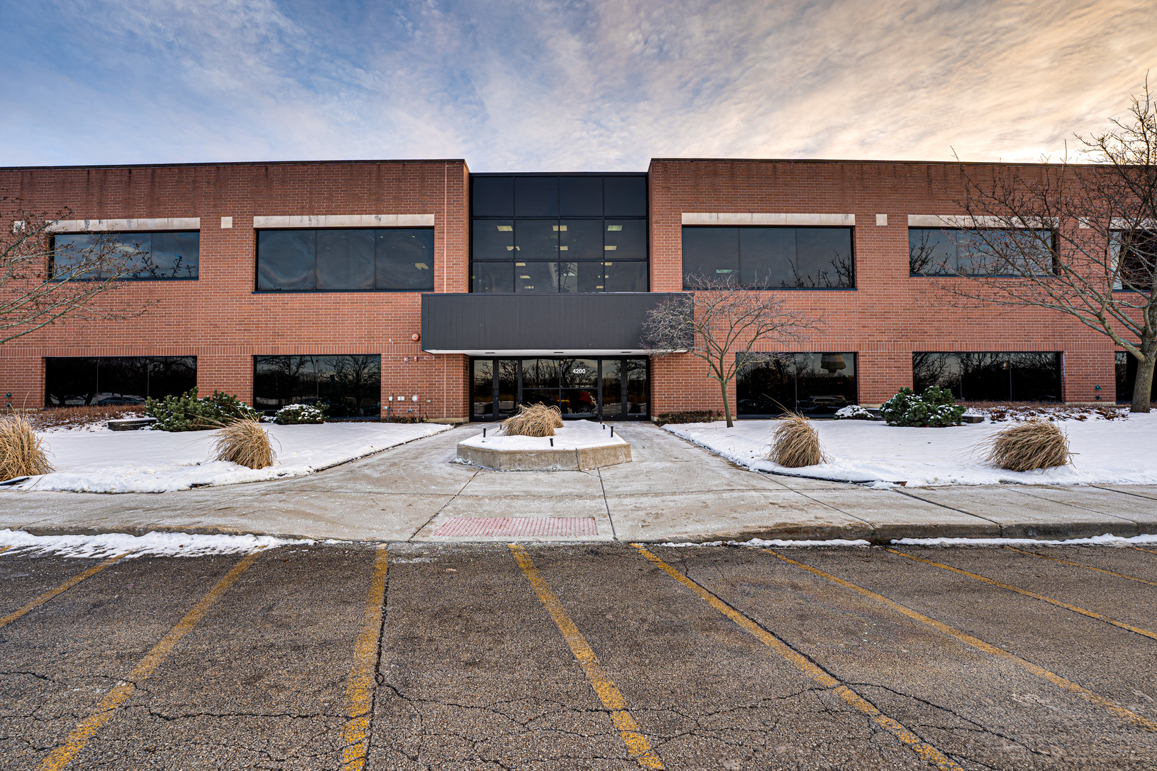 4200 Cantera Drive #204, Warrenville, IL 60555