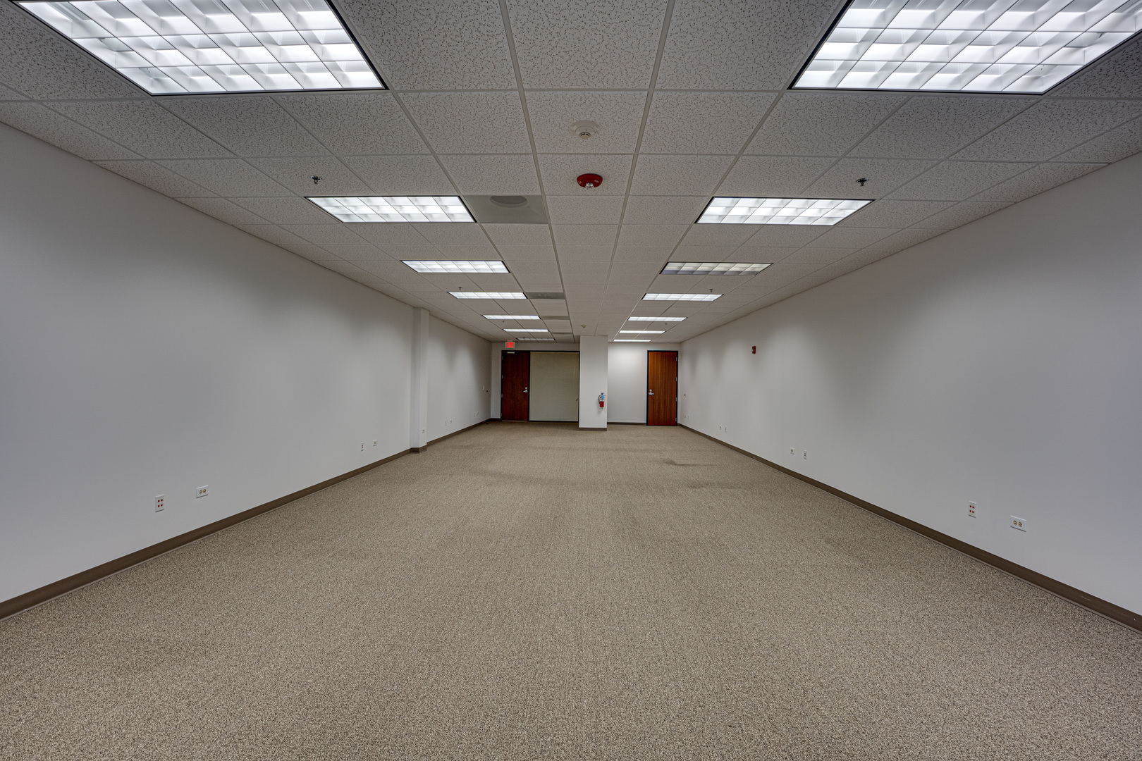 4200 Cantera Drive #204, Warrenville, IL 60555