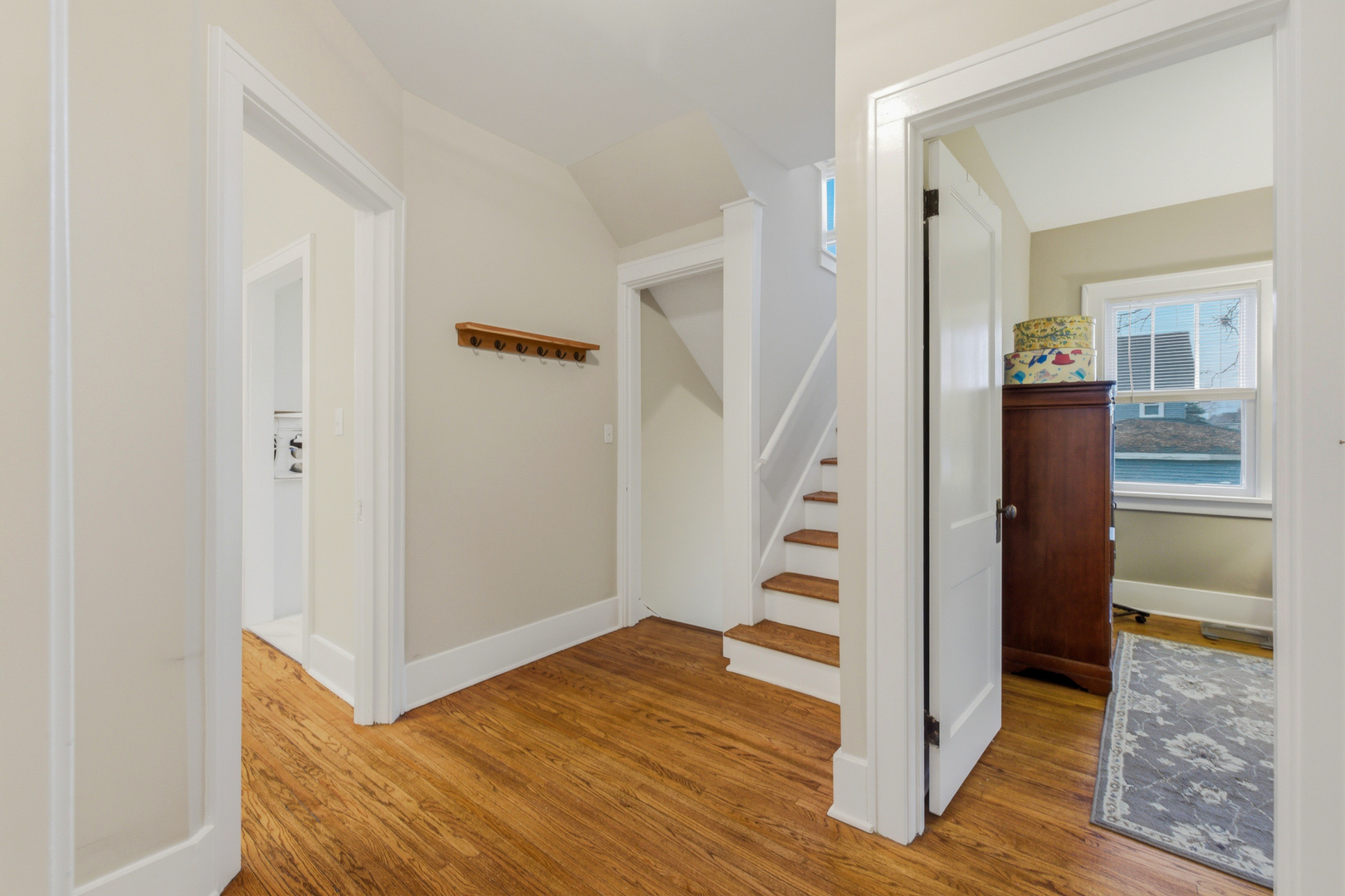 312 E Lincoln Avenue, Wheaton, IL 60187