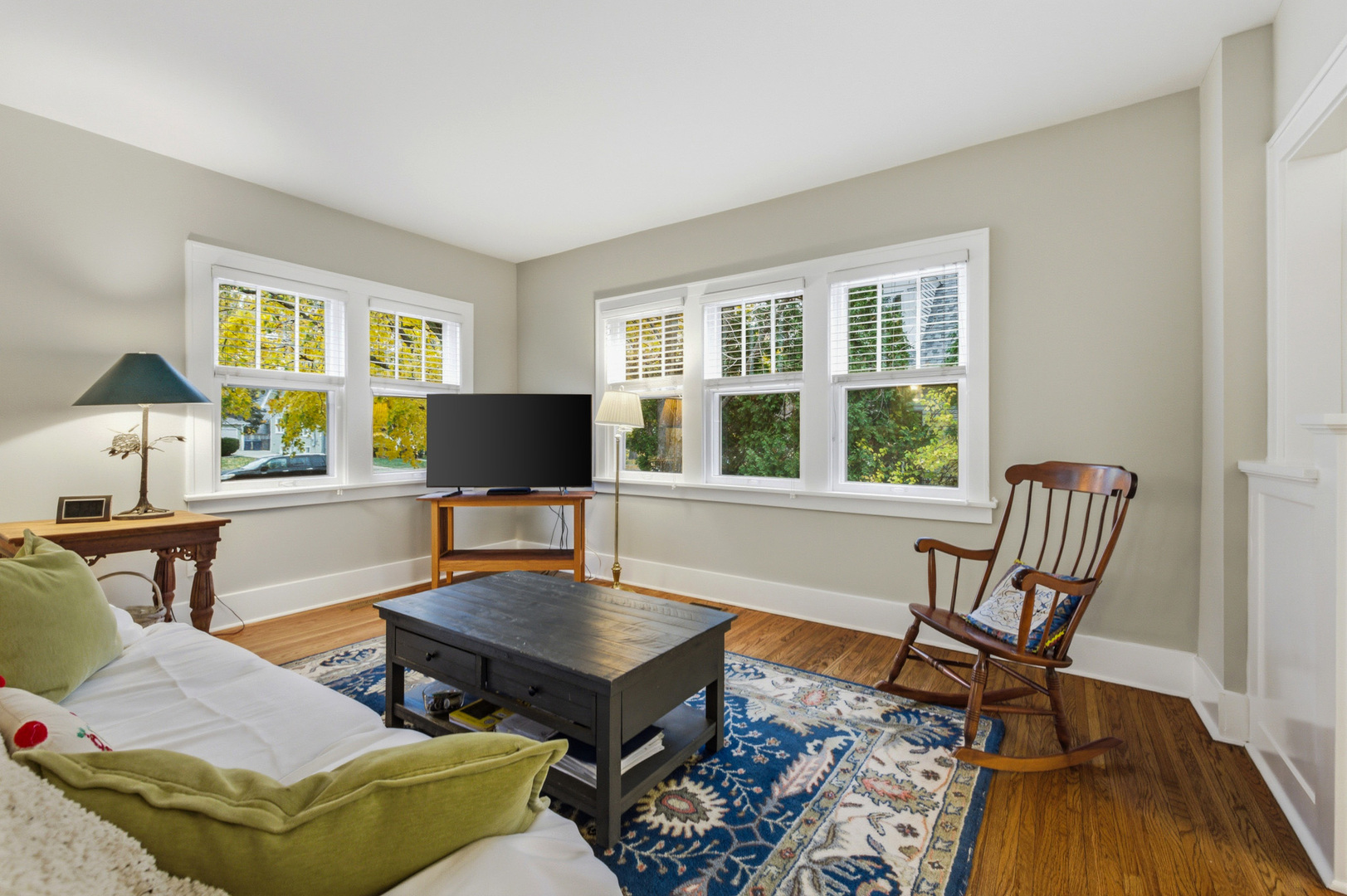 312 E Lincoln Avenue, Wheaton, IL 60187