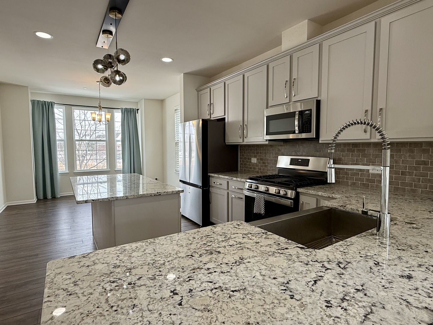 4411 Monroe Court, Naperville, IL 60564