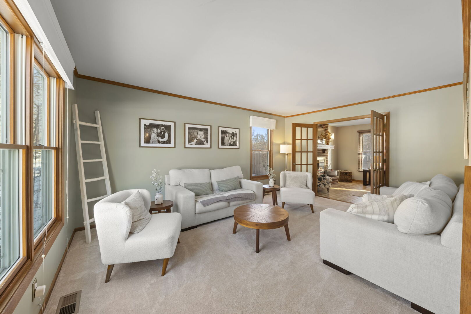 1402 Cherry Drive, Batavia, IL 60510