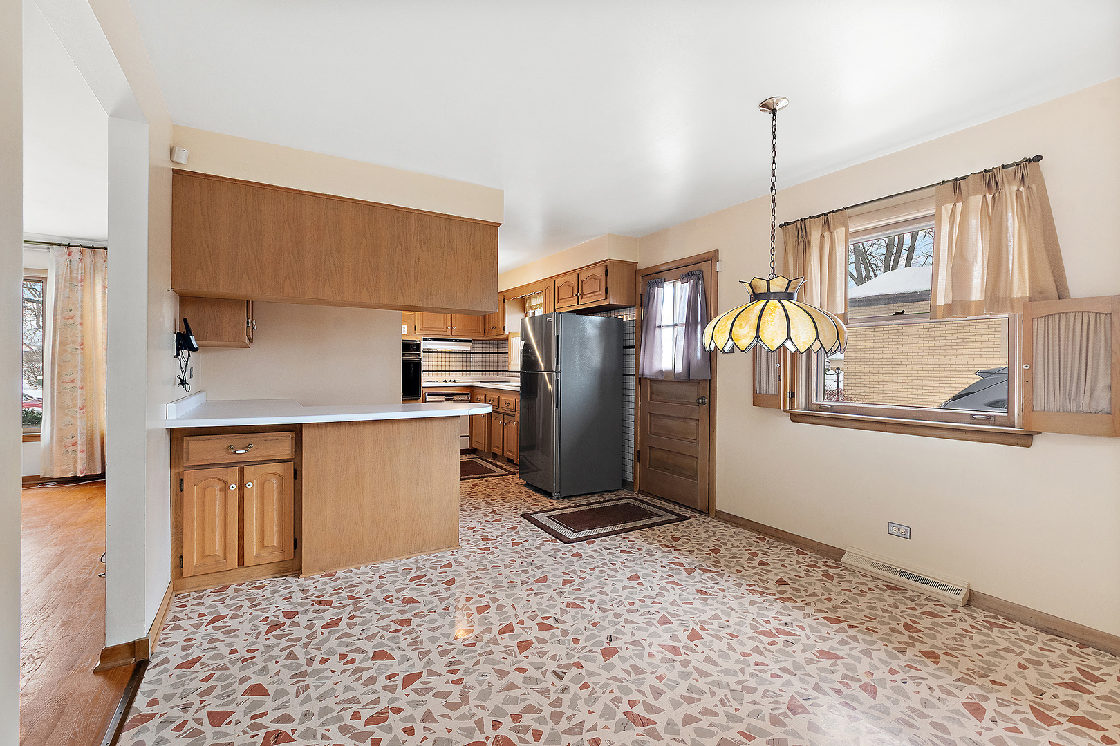 168 W Normandy Drive, Chicago Heights, IL 60411