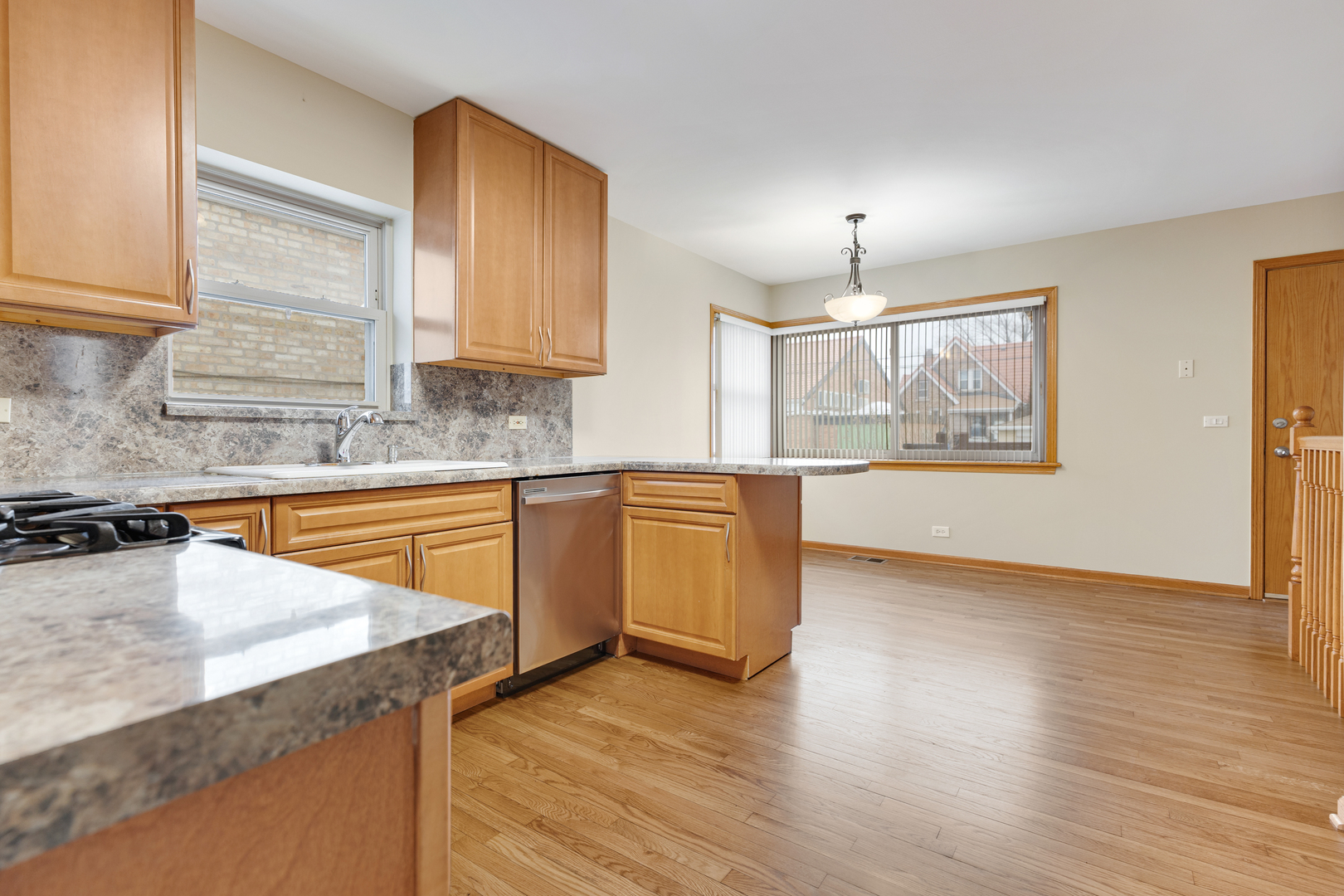 2931 N 76TH Avenue, Elmwood Park, IL 60707