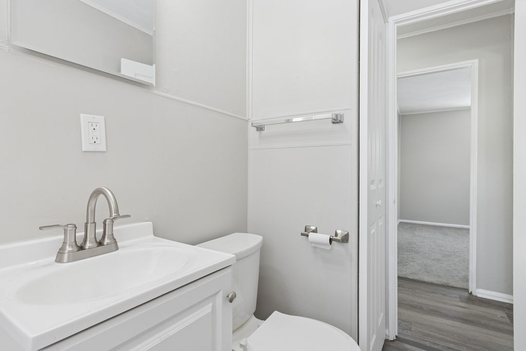 5216 N Roberts Road, Peoria Heights, IL 61616