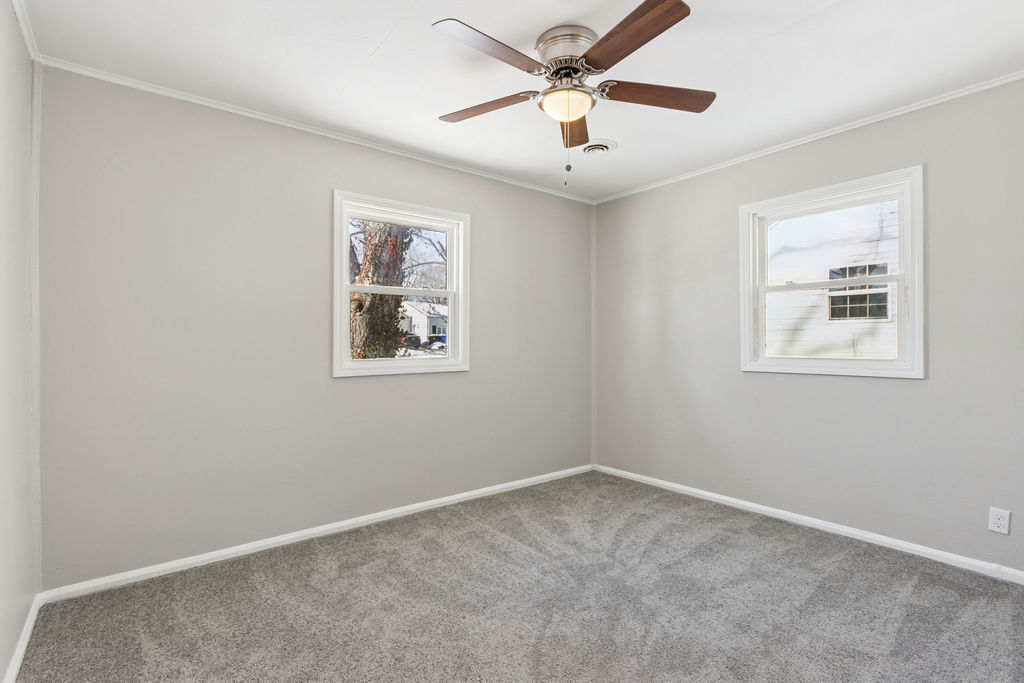 5216 N Roberts Road, Peoria Heights, IL 61616