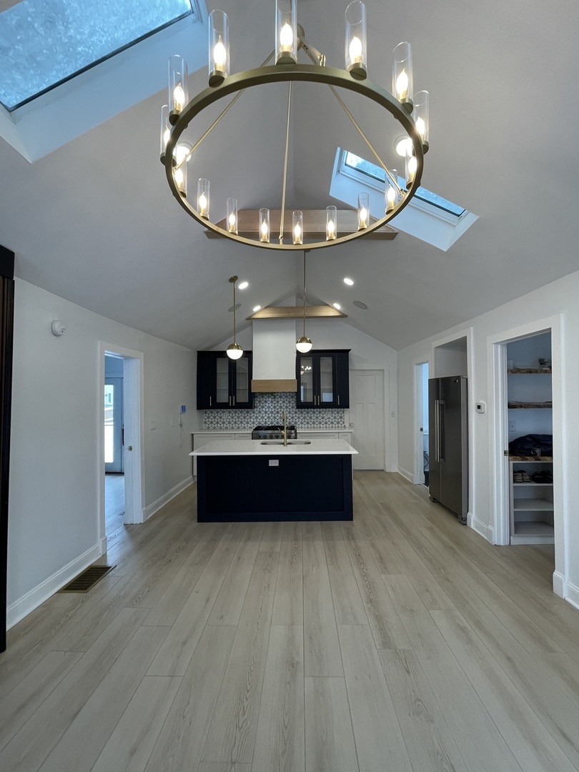 607 W Olive Street, Bloomington, IL 61701