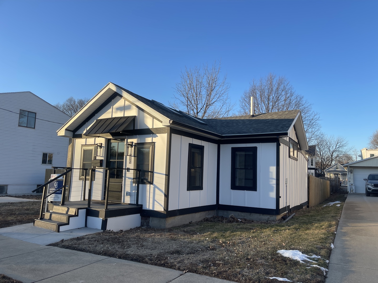 607 W Olive Street, Bloomington, IL 61701