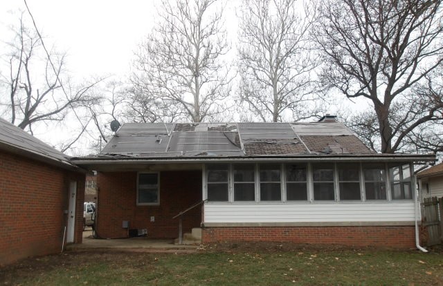 516 N John Street, Farmer City, IL 61842