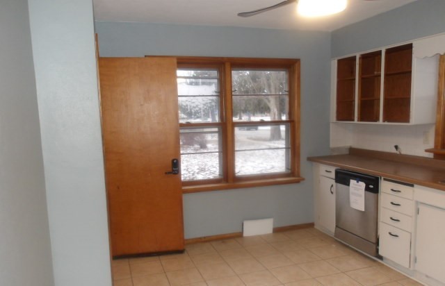 516 N John Street, Farmer City, IL 61842