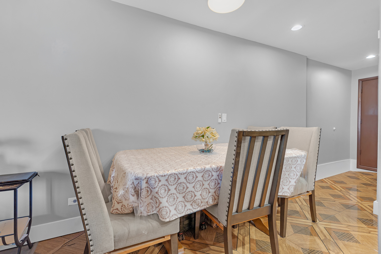 7830 W North Avenue #414, Elmwood Park, IL 60707