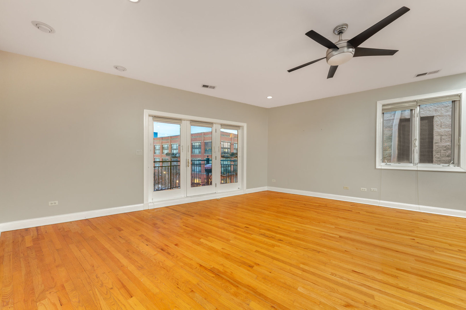 31 E 26th Street #5, Chicago, IL 60616