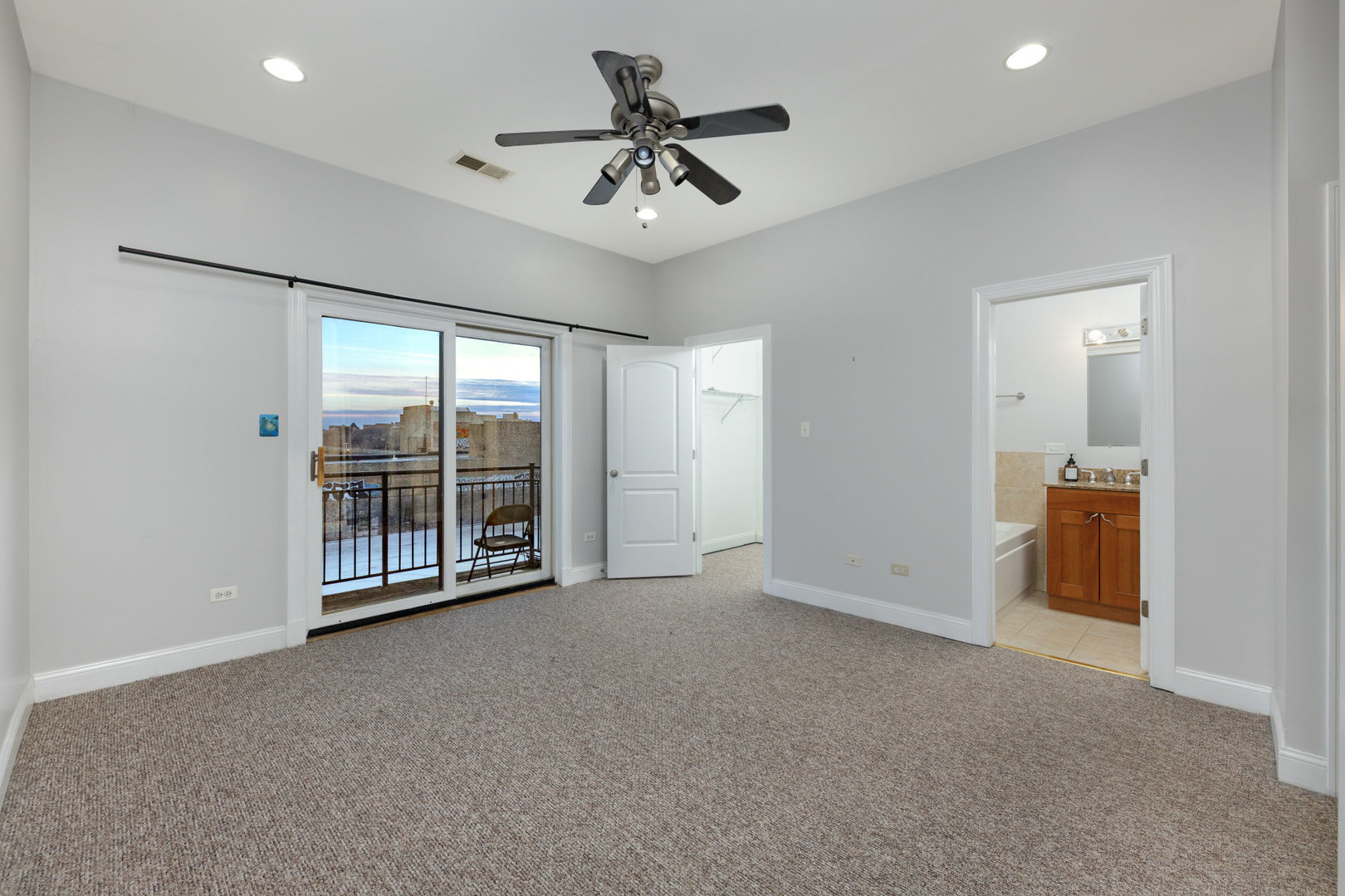 31 E 26th Street #5, Chicago, IL 60616