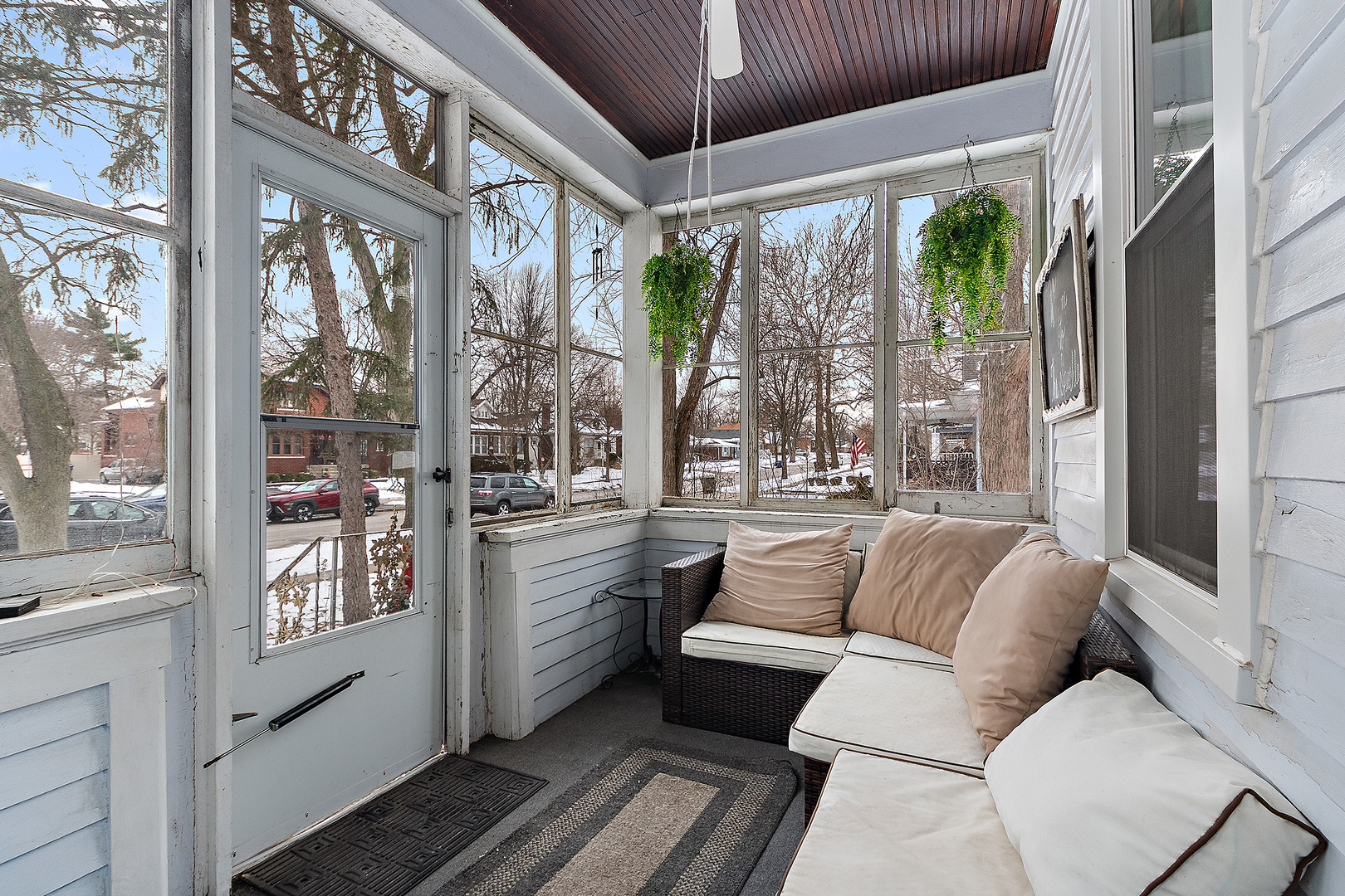 1812 Cedar Road, Homewood, IL 60430