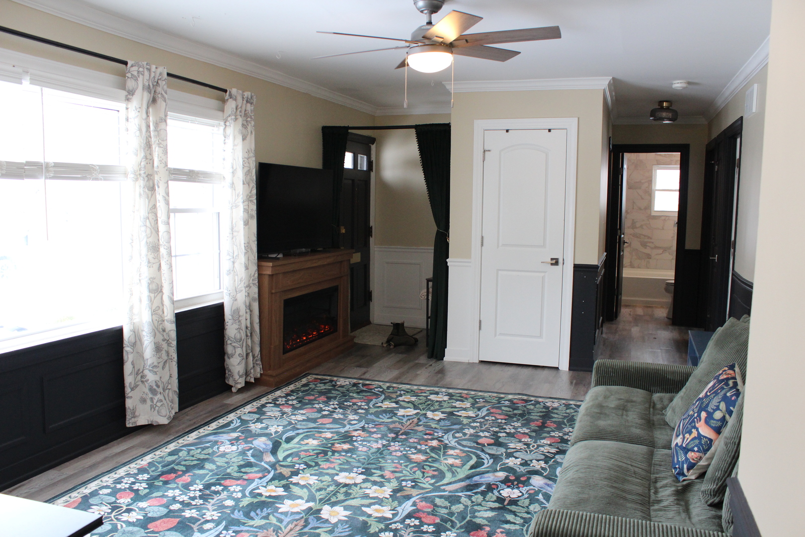 301 Sheldon Avenue, Downers Grove, IL 60515