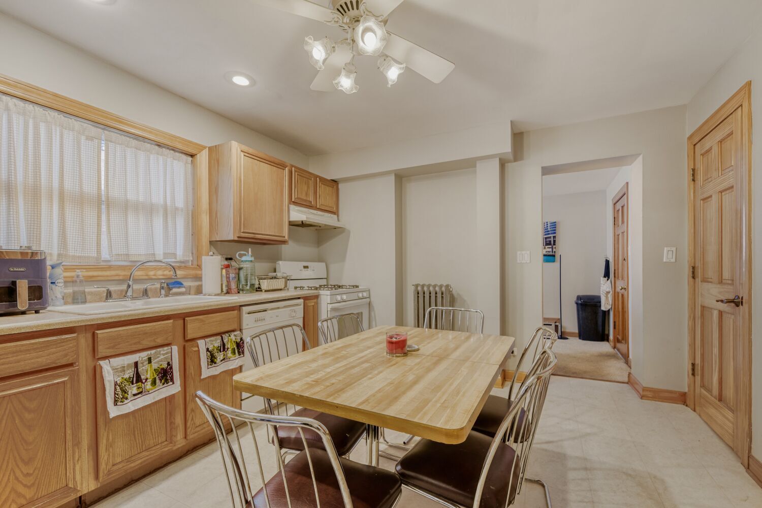 3333 S Emerald Avenue, Chicago, IL 60616