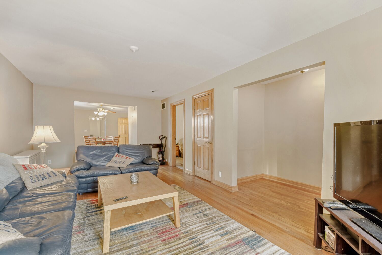 3333 S Emerald Avenue, Chicago, IL 60616