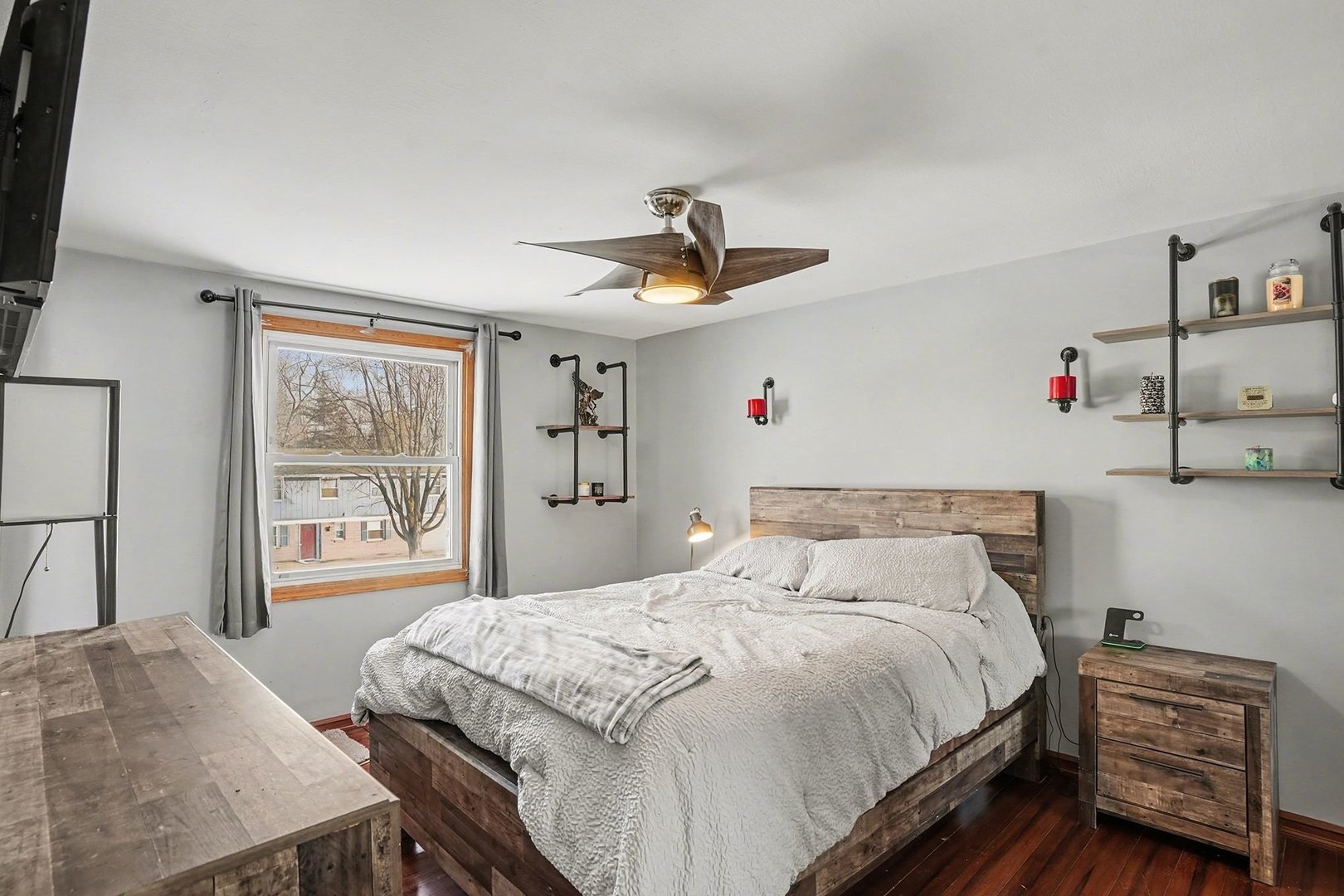 207 Seabury Road, Bolingbrook, IL 60440