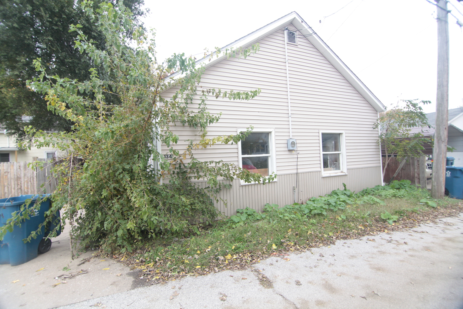 134 15th Avenue, East Moline, IL 61244