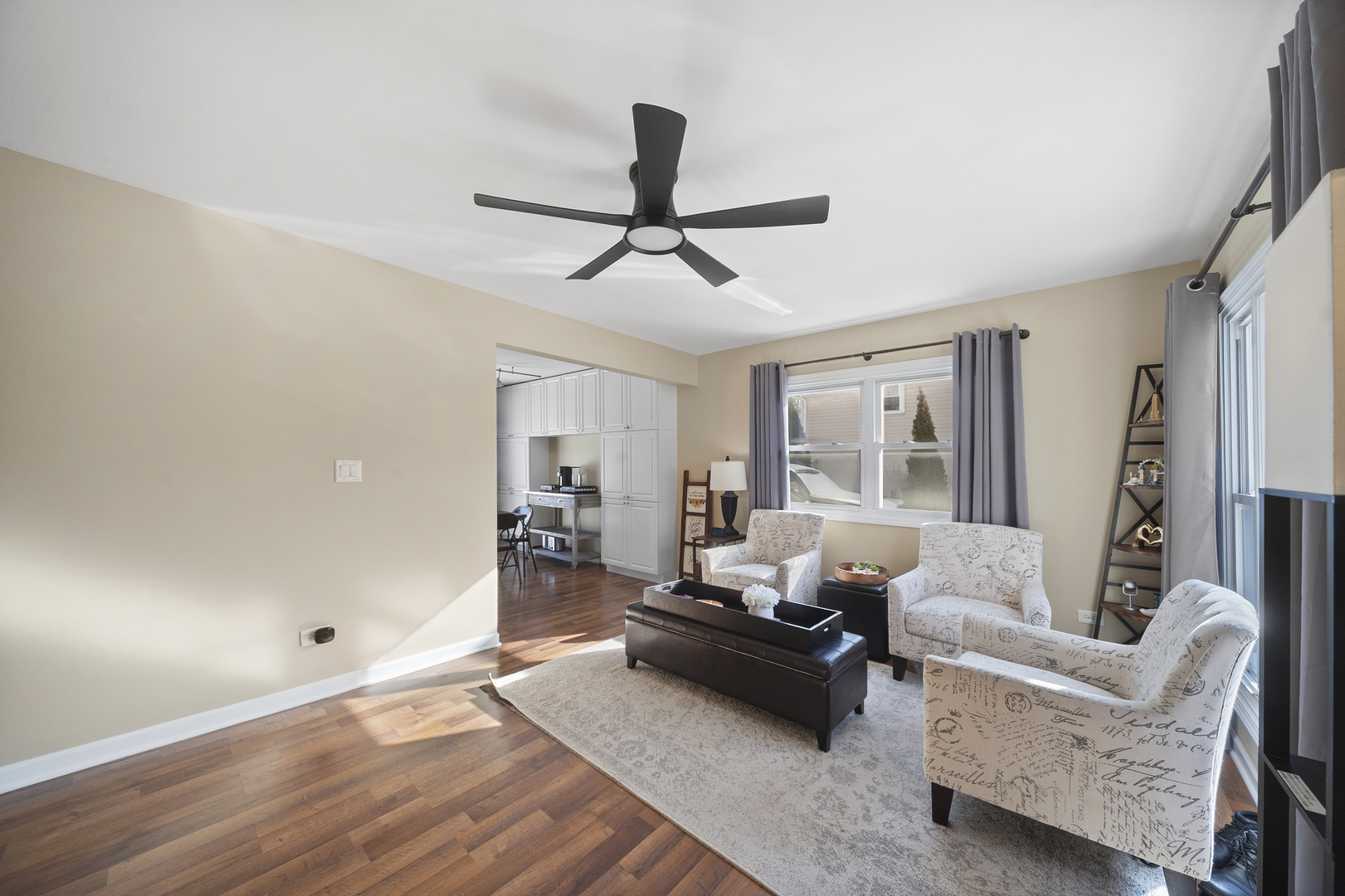 151 Egan Drive, Streamwood, IL 60107