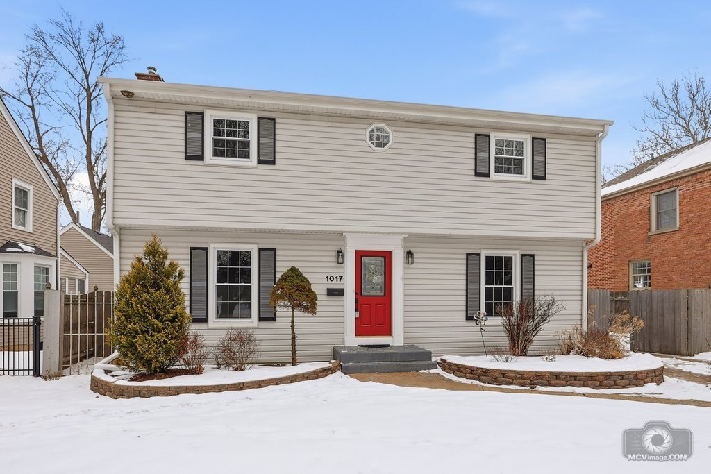 1017 N Main Street, Wheaton, IL 60187