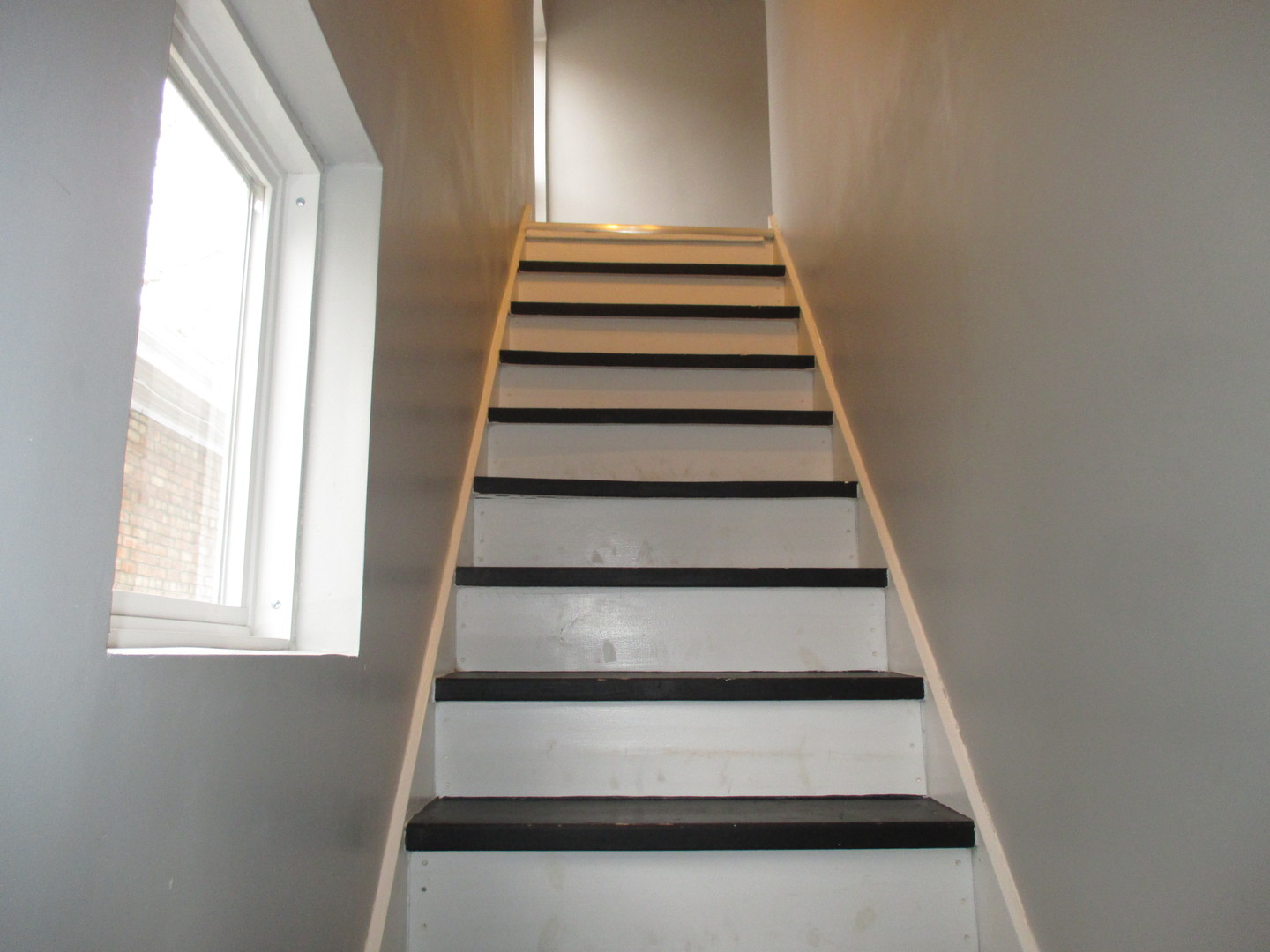 14 N Hickory Street, Joliet, IL 60435