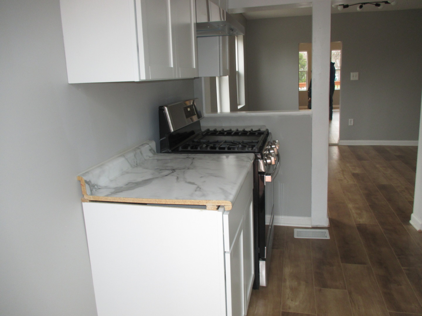 14 N Hickory Street, Joliet, IL 60435