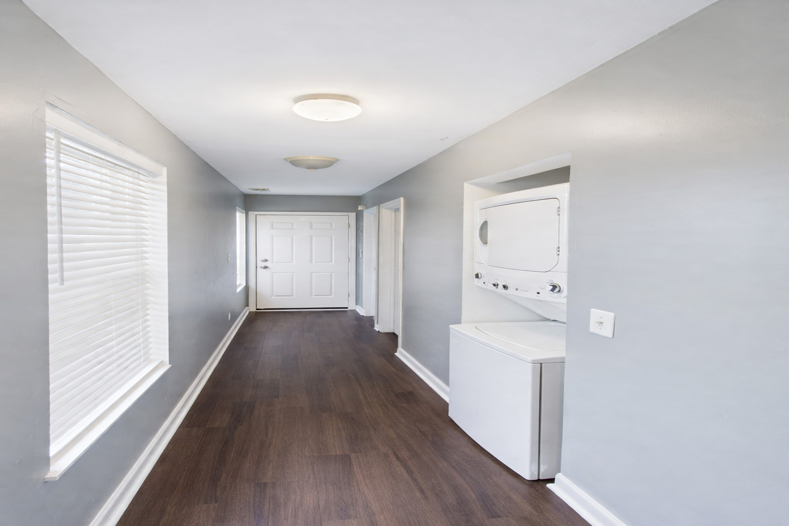 1415 E 71st Place, Chicago, IL 60619