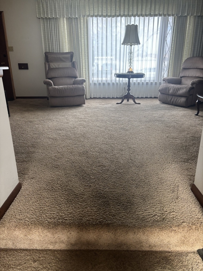 535 E 166th Place, South Holland, IL 60473