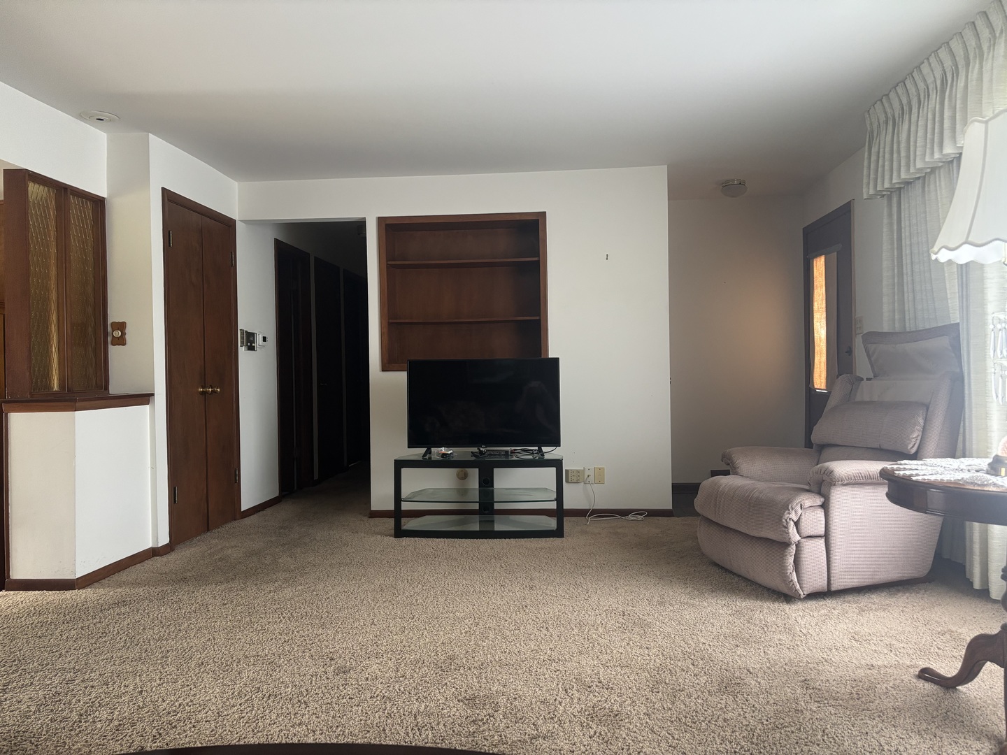 535 E 166th Place, South Holland, IL 60473