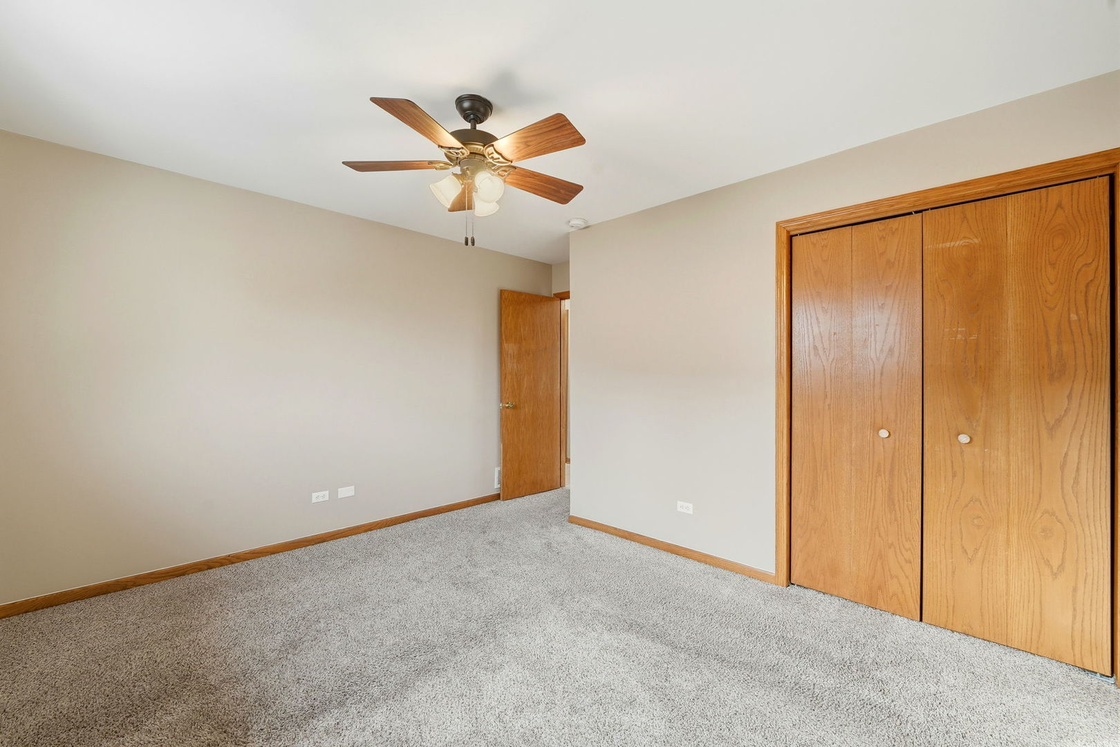 4311 N Grace Street #2, Schiller Park, IL 60176