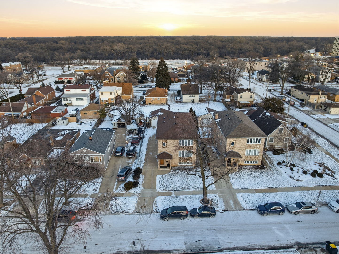 4311 N Grace Street #2, Schiller Park, IL 60176