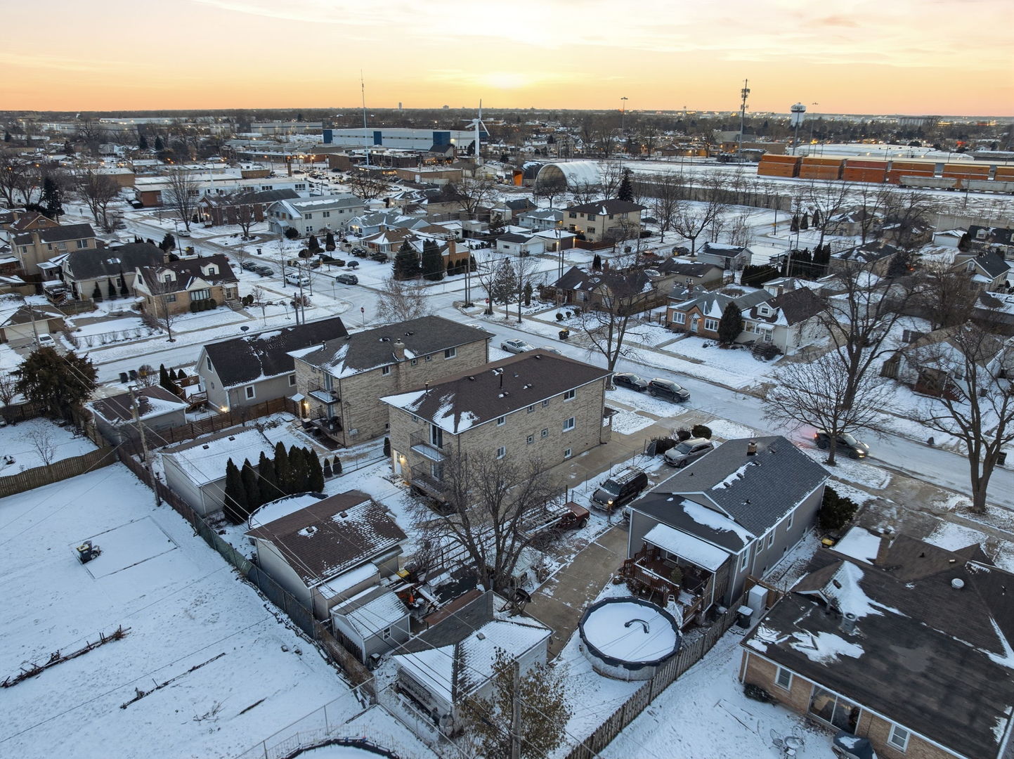 4311 N Grace Street #2, Schiller Park, IL 60176