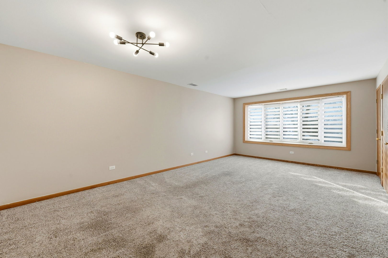 4311 N Grace Street #2, Schiller Park, IL 60176