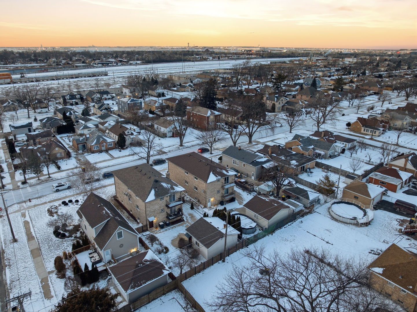 4311 N Grace Street #2, Schiller Park, IL 60176