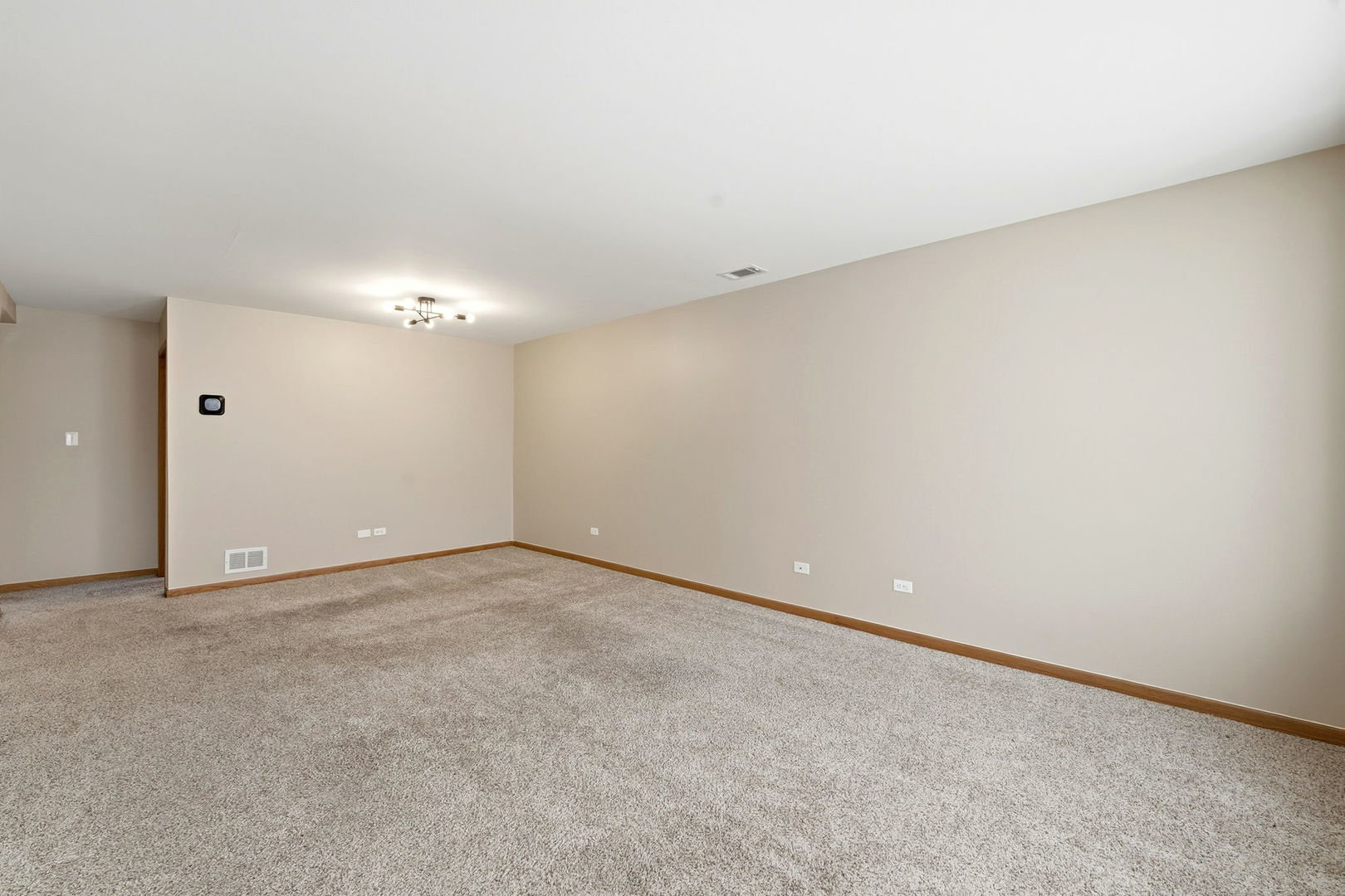 4311 N Grace Street #2, Schiller Park, IL 60176