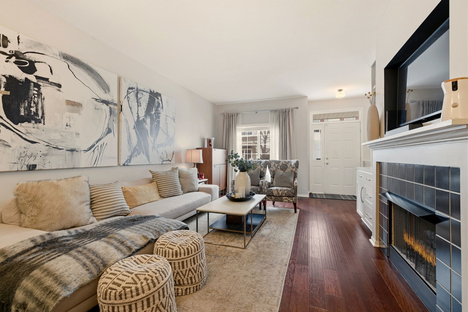 2314 Reflections Drive, Aurora, IL 60502