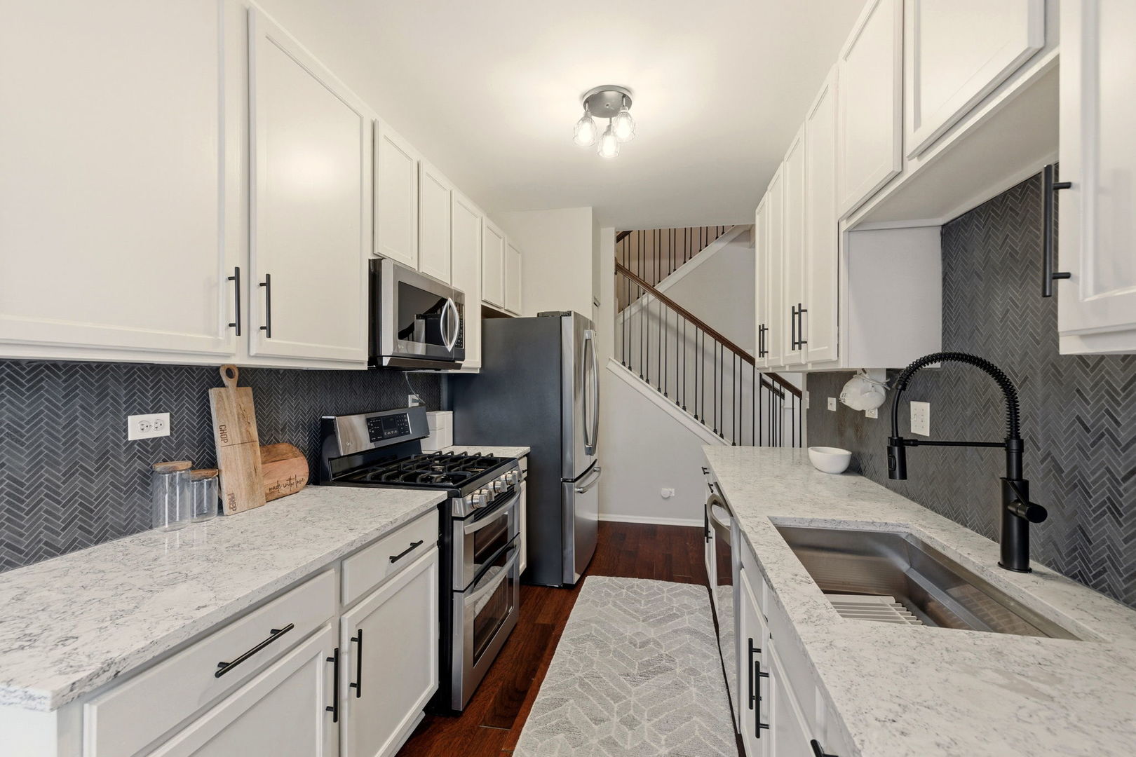 2314 Reflections Drive, Aurora, IL 60502