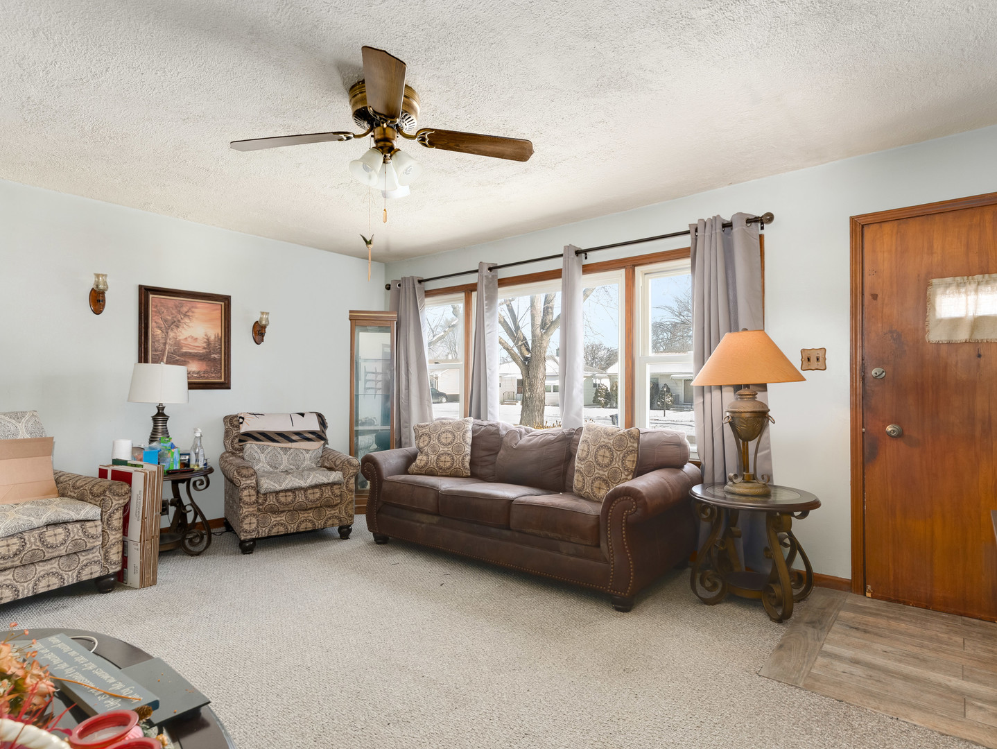 8736 S 51st Avenue, Oak Lawn, IL 60453