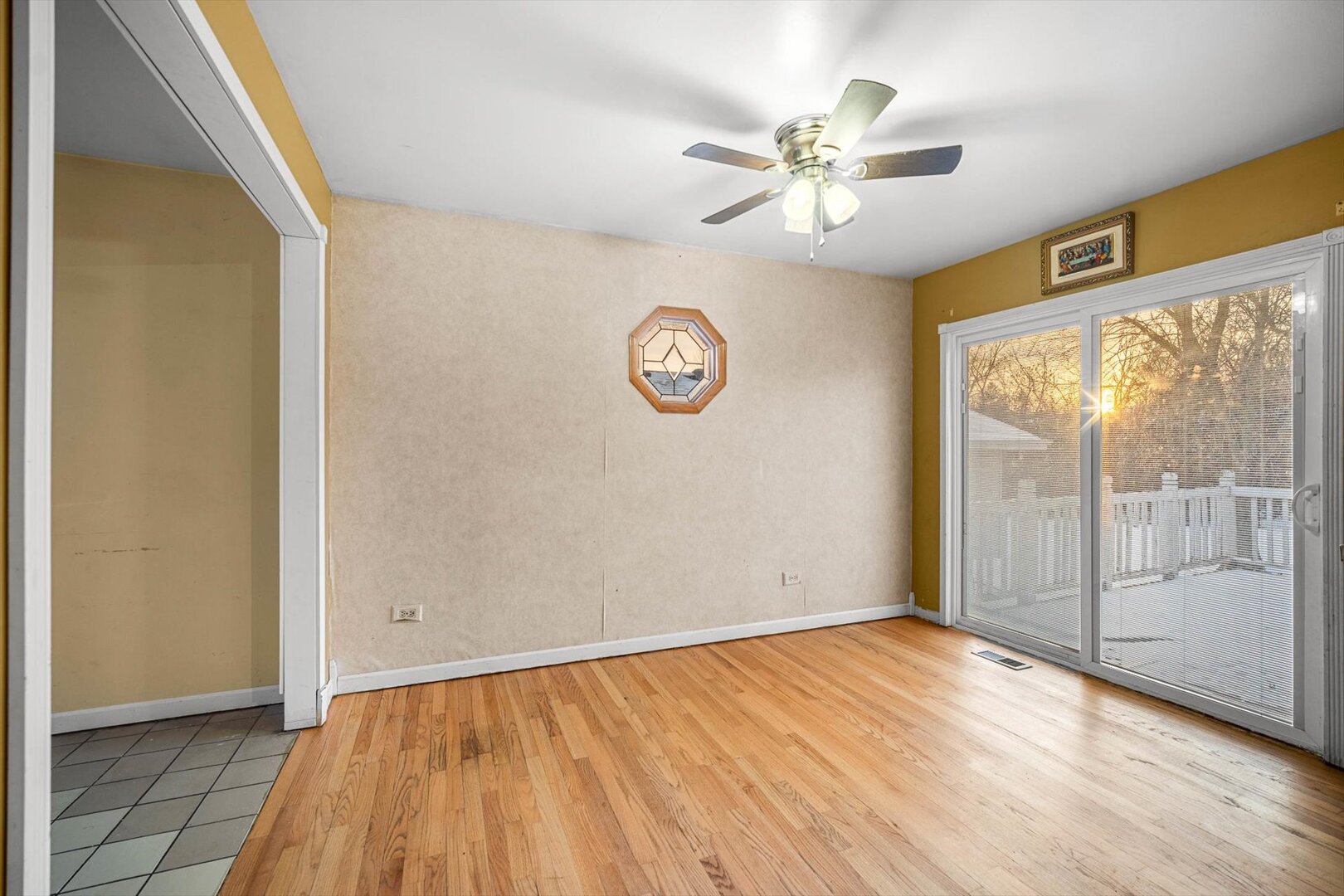 0N160 Sarana Avenue, West Chicago, IL 60185