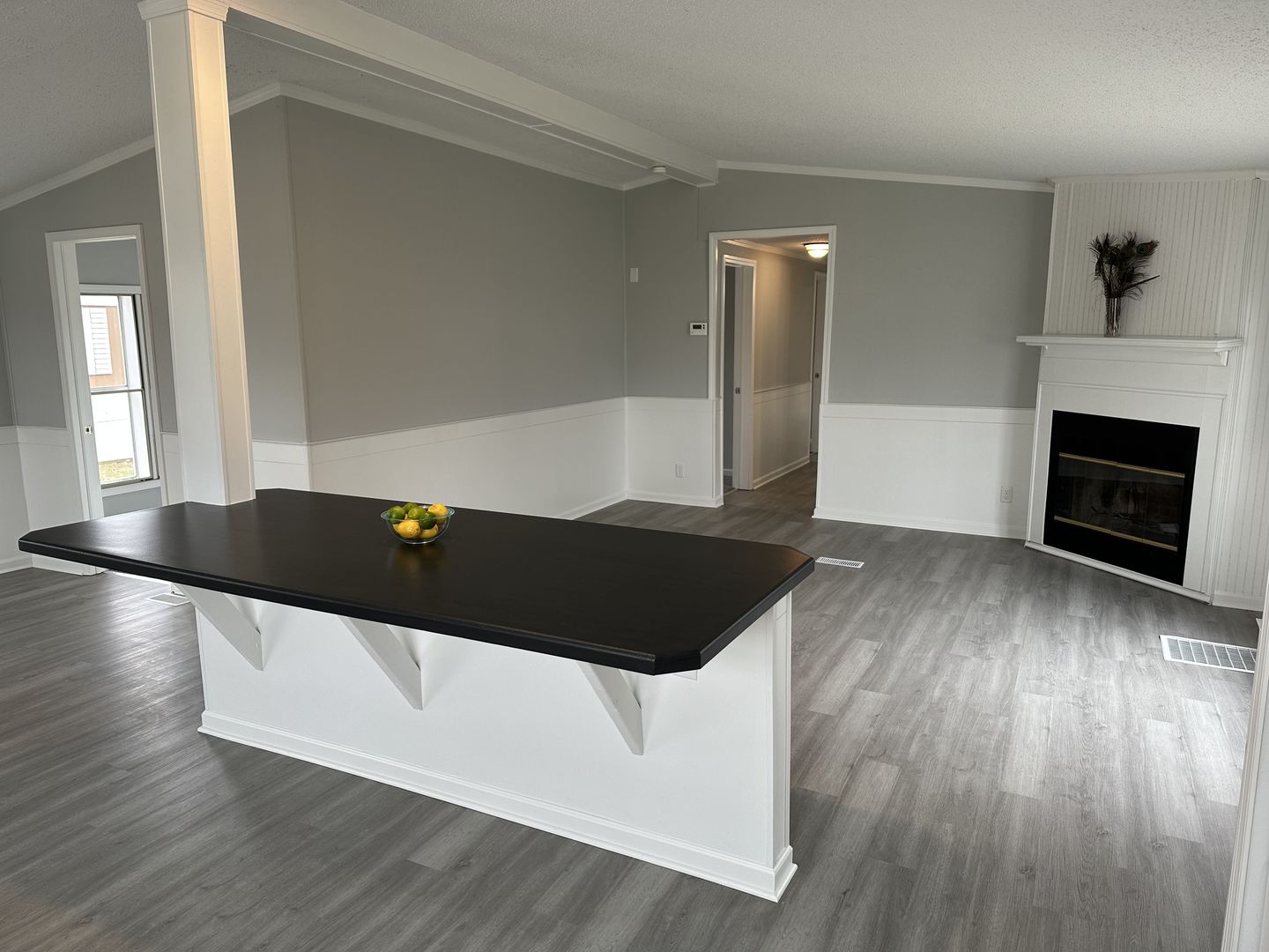 2464 E 29th Road #3, Seneca, IL 61360